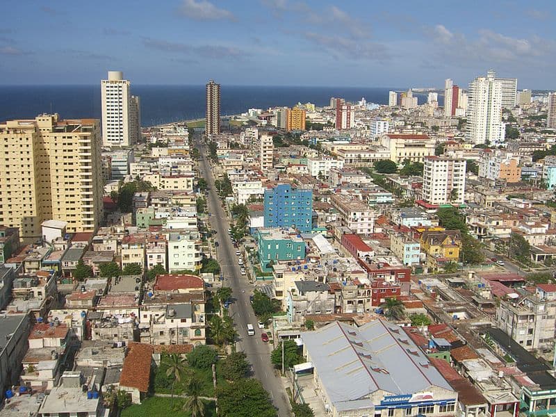 Línea_La_Habana_Cuba.jpg
