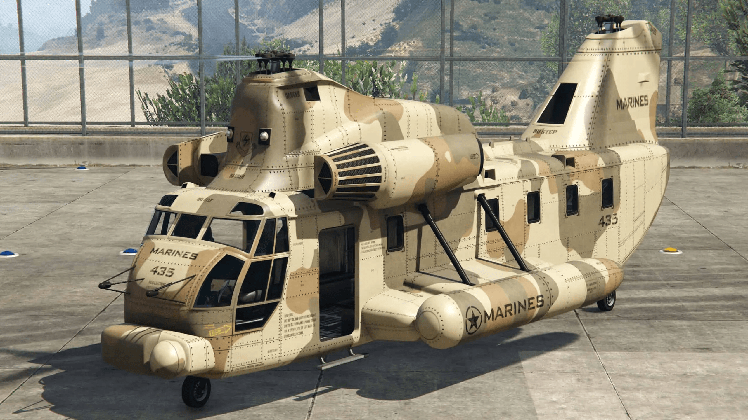 Cargobob-GTAV-front.jpg