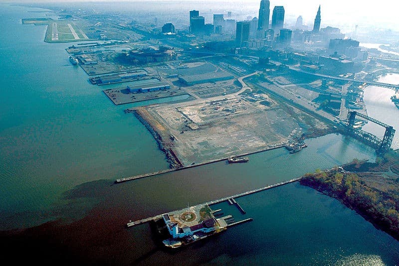 800px-Cleveland_Ohio_aerial_view.jpg