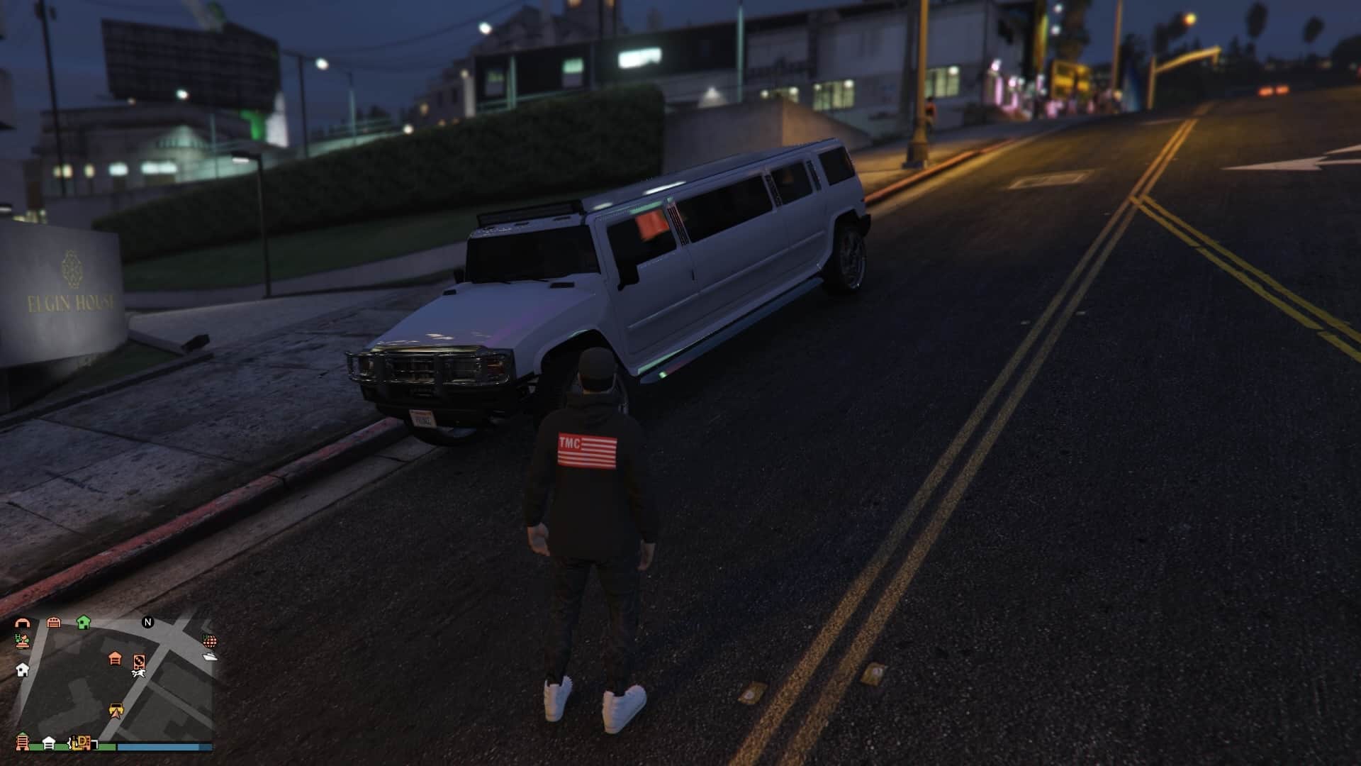 Request-Limo-Nightclub-3.1.jpg