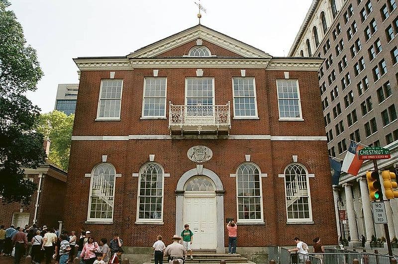 800px-Congress_Hall_exterior.jpg