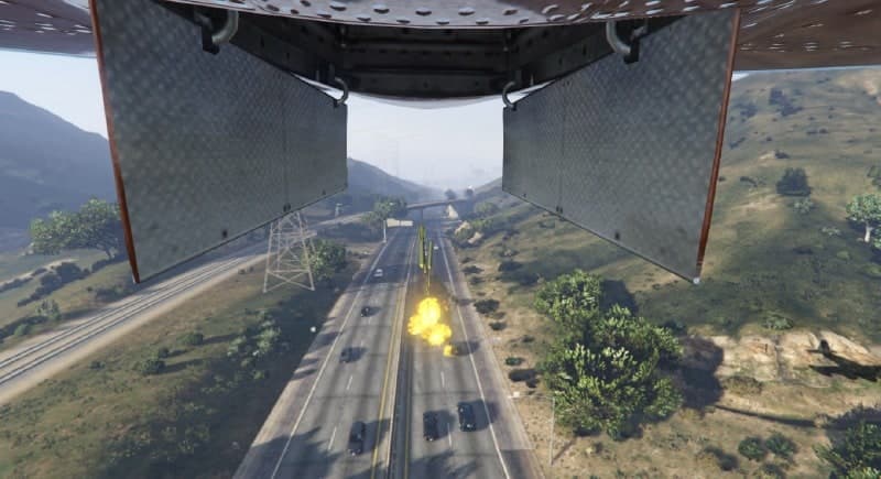 2015_10_bomb.jpg